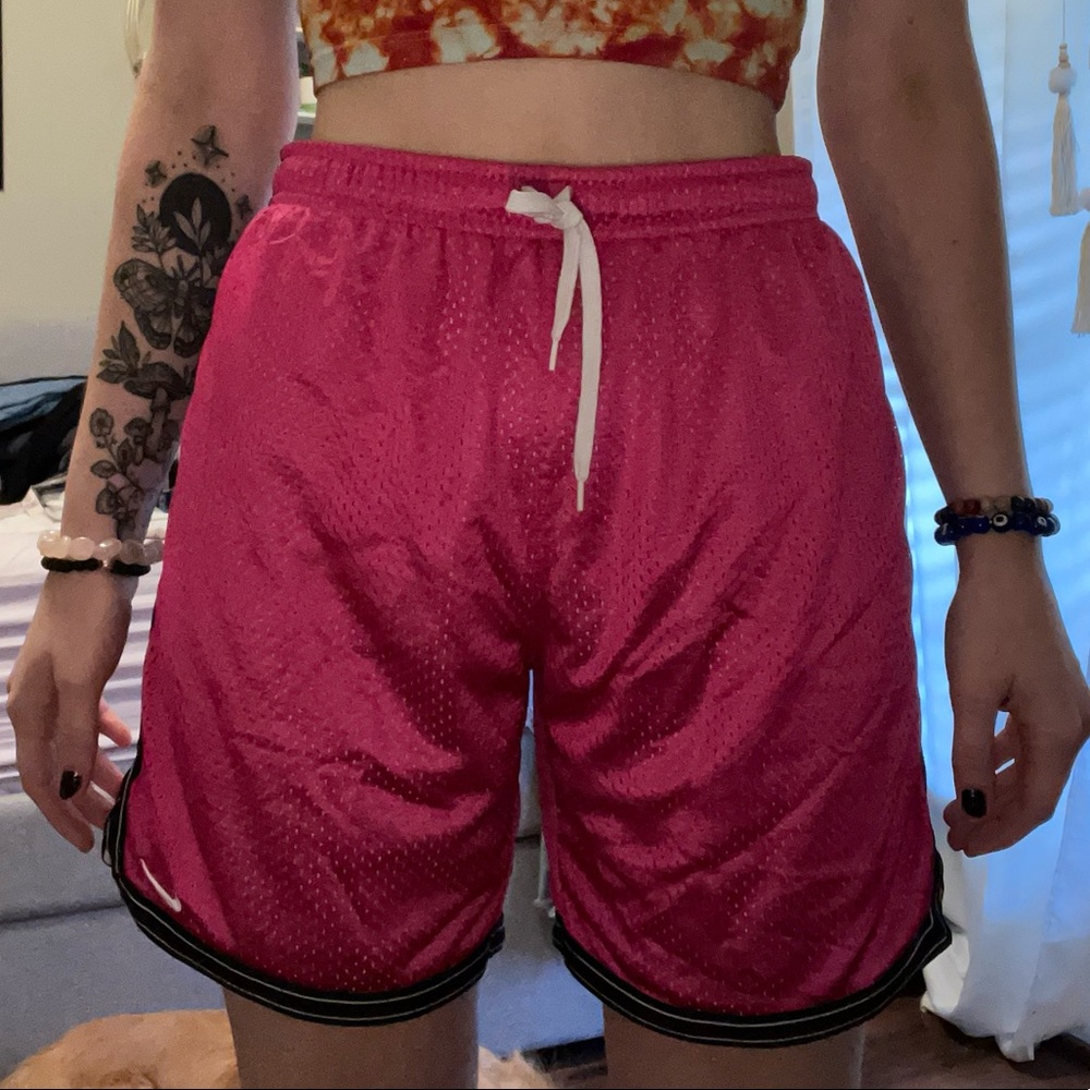 mens pink nike basketball shorts